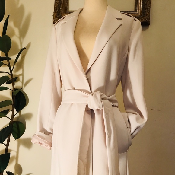 Creamy White Spring Trench Coat w Belt NWOT - Picture 4 of 7